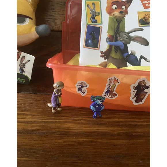 Zootopia Gift Basket Plush Characters Action Figures Stickers Book Pins Set - Picture 7 of 8